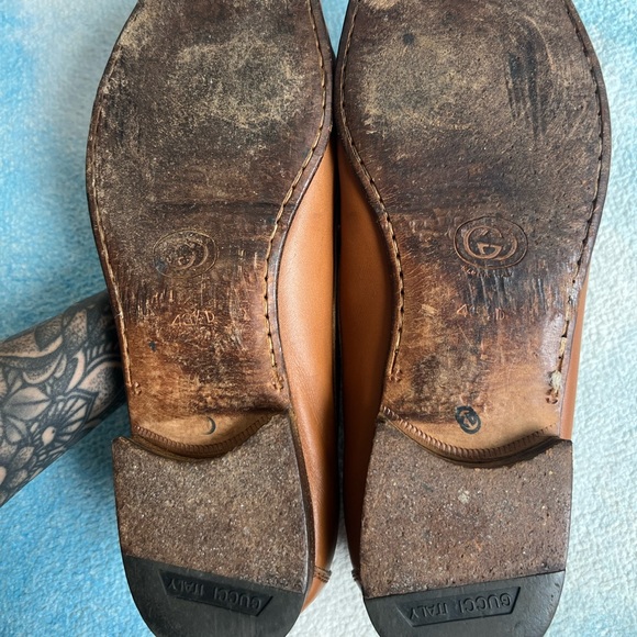 Gucci Men's Tan and Cream Loafers - Picture 8 of 9